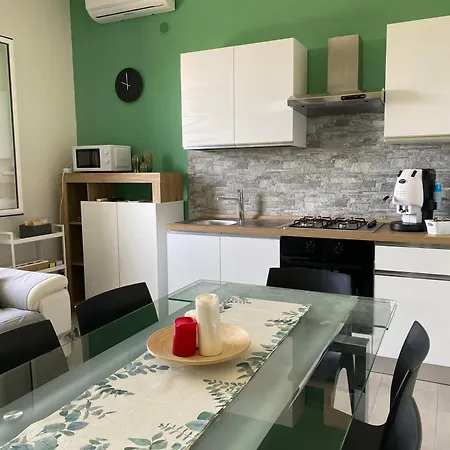 Casa Damar 2 Vakantiehuis Giarre